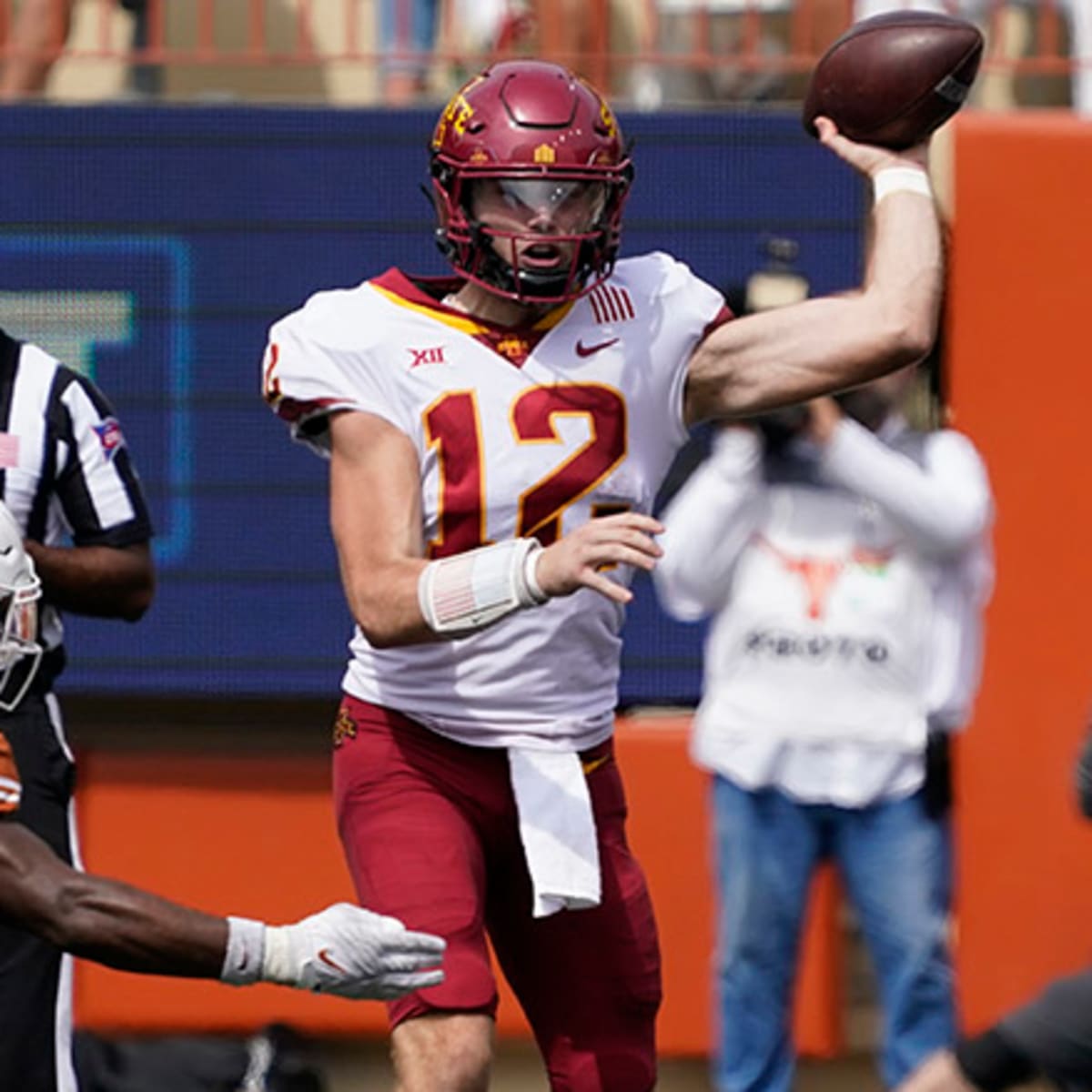 Iowa State quarterback Brock Purdy looks for progress from freshman to  sophomore season