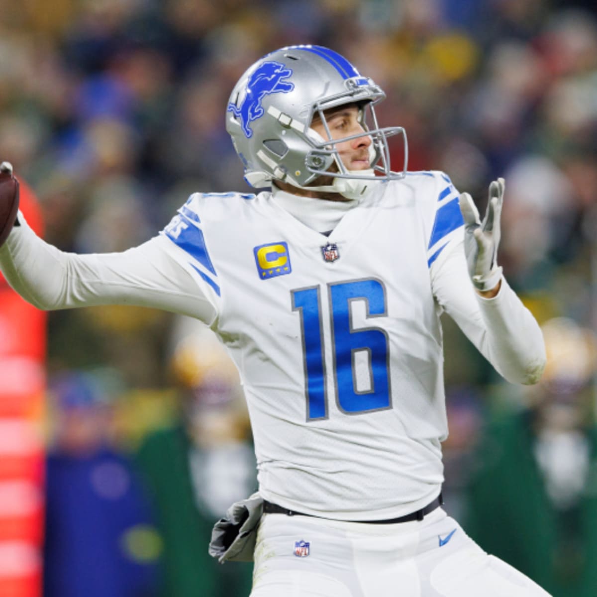 Thursday Night Football Preview: Can Jared Goff and the Lions Knock Off the  Packers?