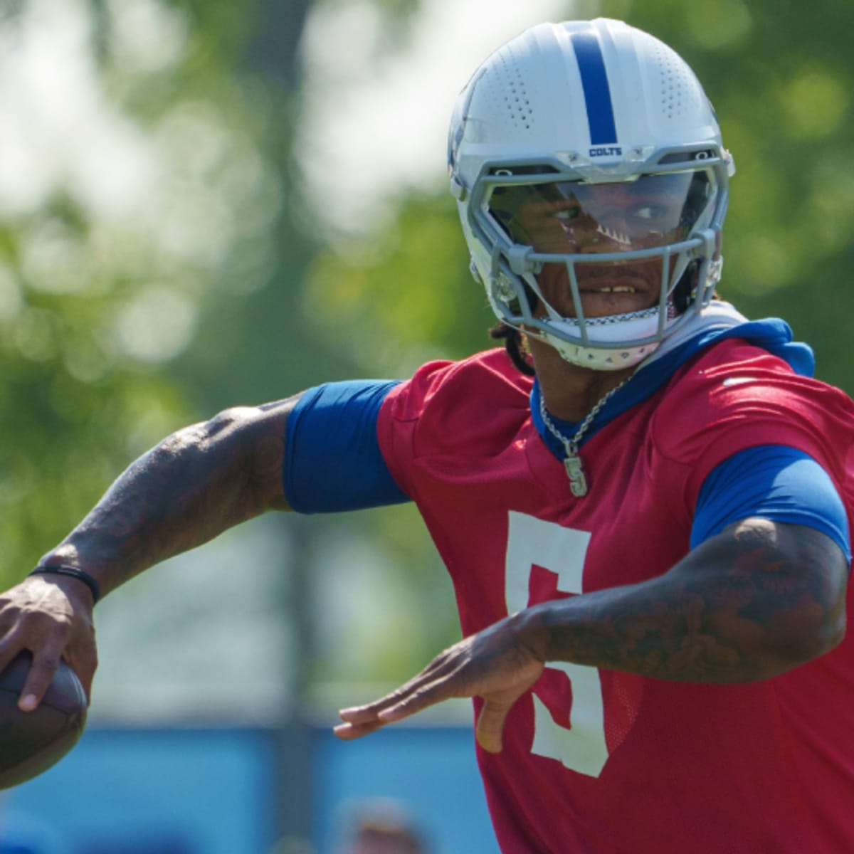 Colts close out training camp nearly at full strength