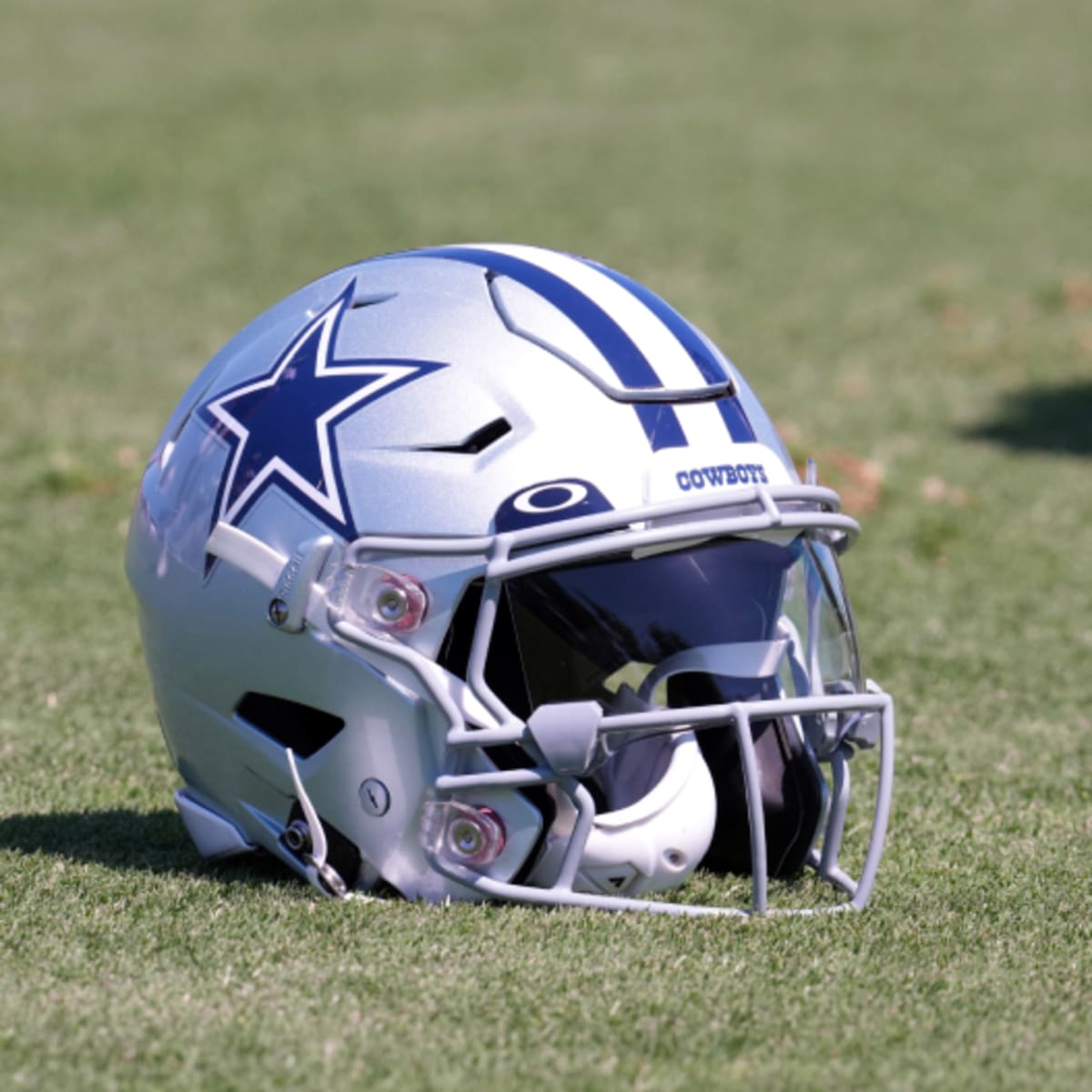 Look: Dallas Cowboys Announce Uniforms For Upcoming Playoff Game 