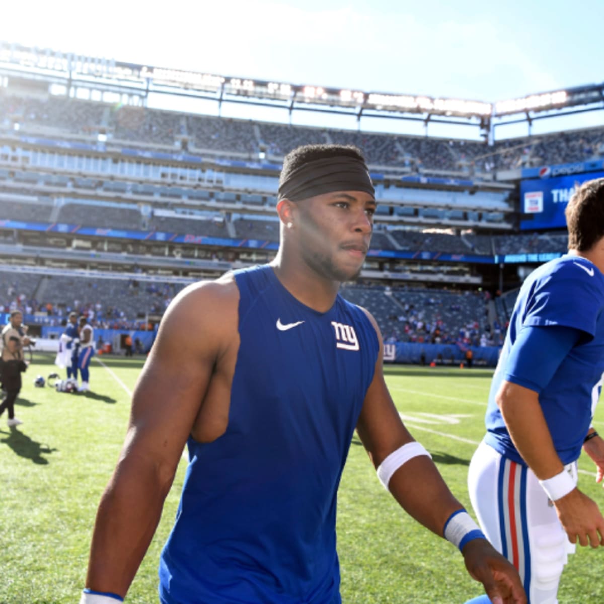 RB Saquon Barkley signs franchise tag