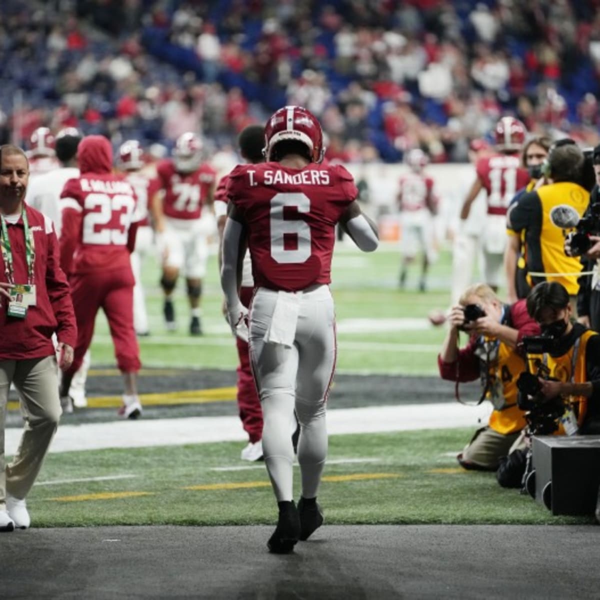 Alabama running back Trey Sanders enters NCAA transfer portal