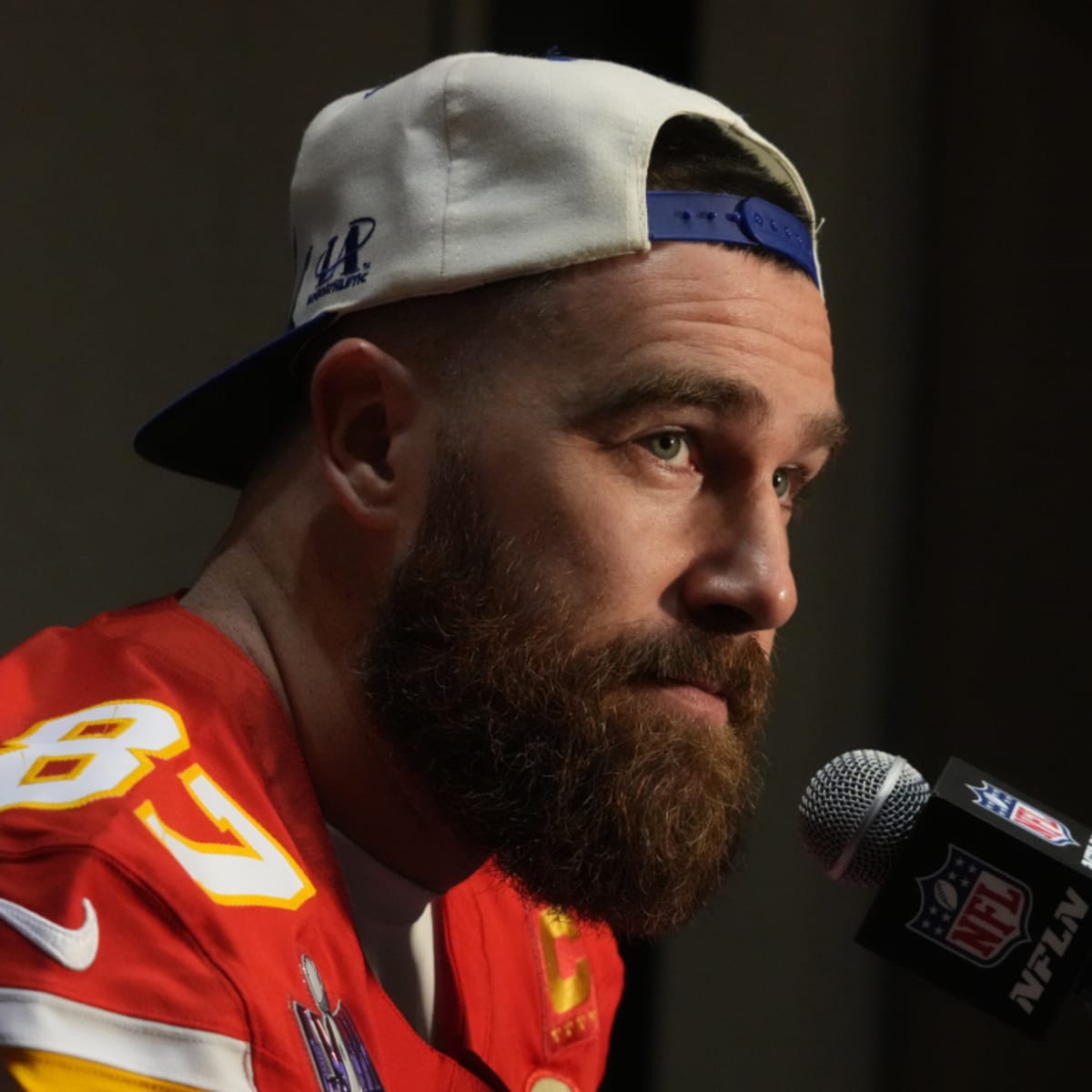 Travis Kelce Reportedly Made Teammates Cry With Saturday Night Pregame  Speech - Athlon Sports
