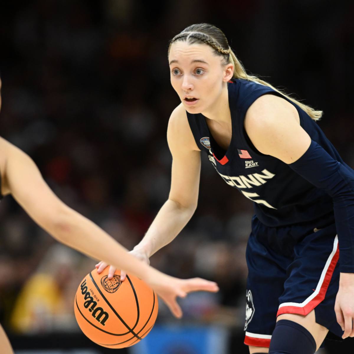 Paige Bueckers is Going Viral After UConn Social Media Photos Emerge -  Athlon Sports