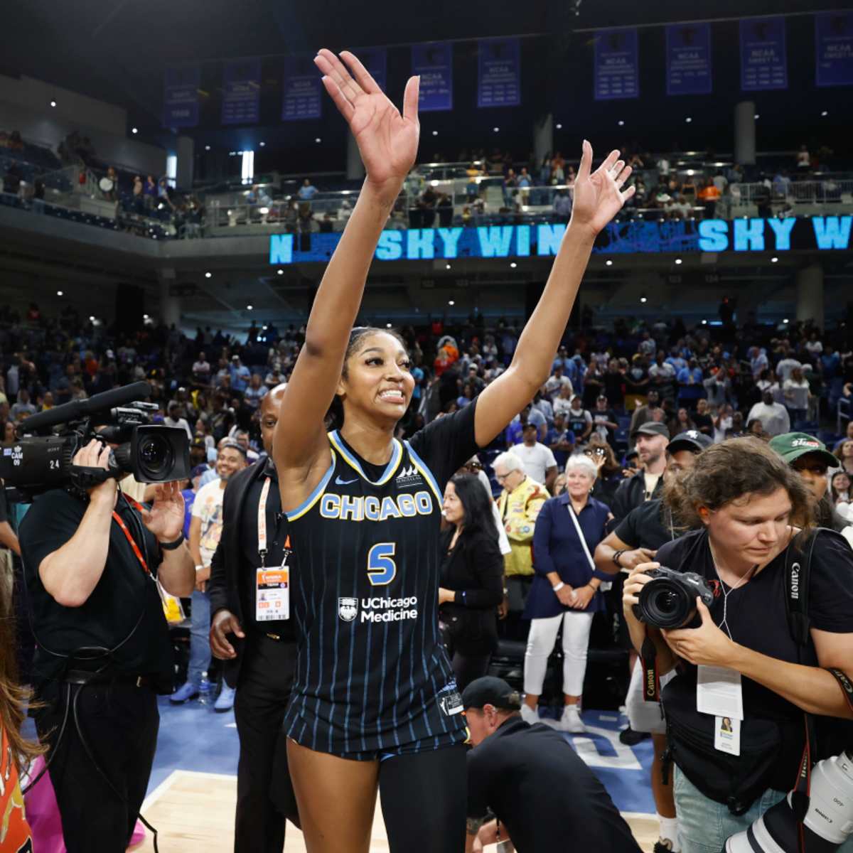 Angel Reese's Monumental Moment In WNBA History Unfolds Thursday Night -  Athlon Sports