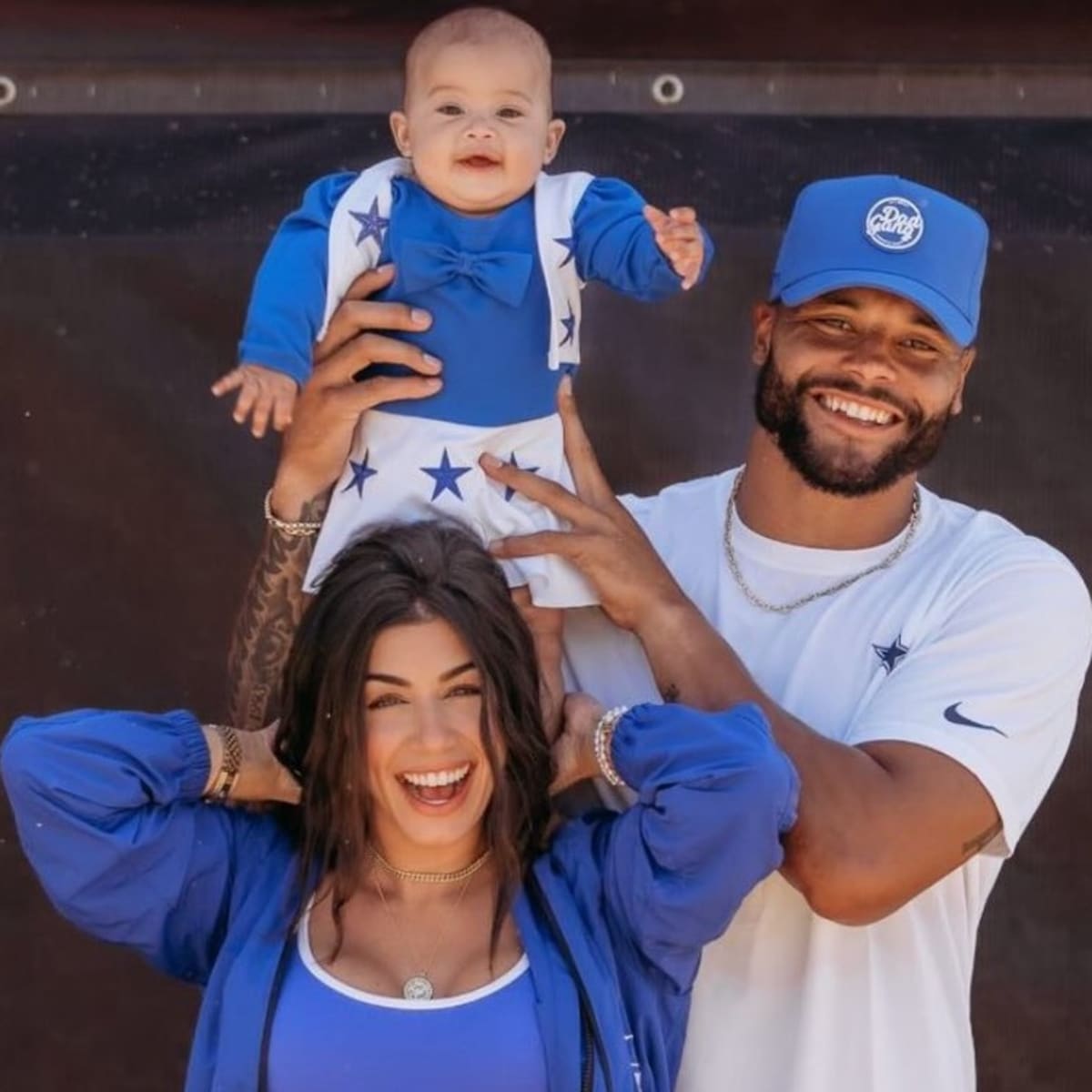 Dak Prescott and Girlfriend Share Adorable Dallas Cowboys-Themed Family  Photo at Camp - Athlon Sports