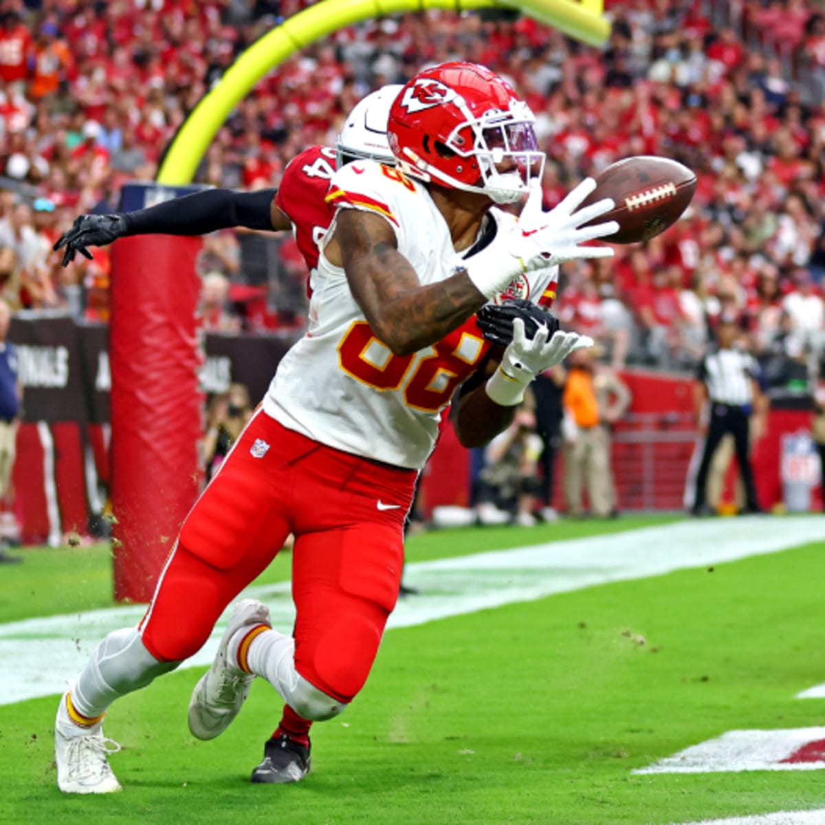 Chiefs' tight end ruled out for season