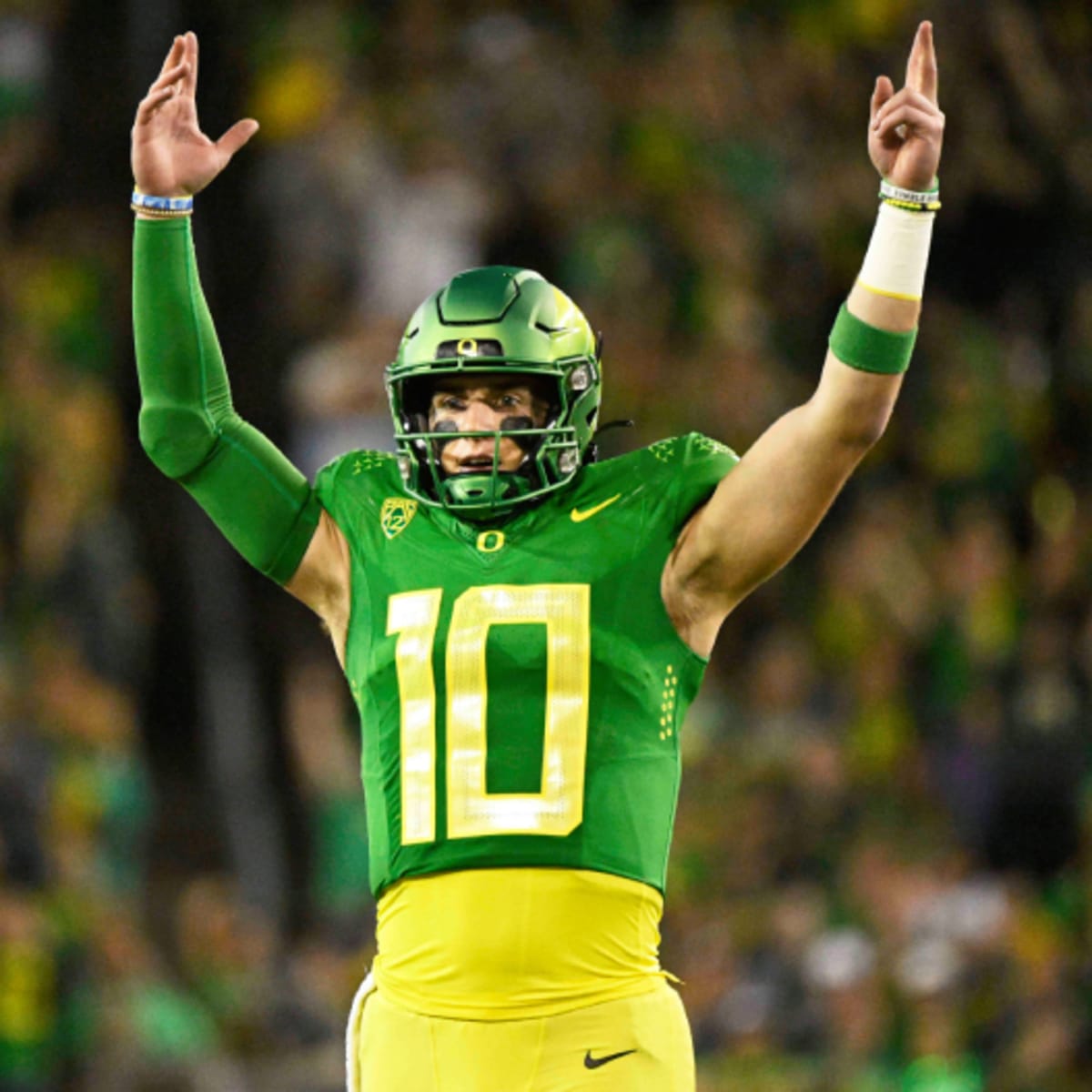 Oregon Quarterback Bo Nix Emerges As Heisman Trophy Candidate