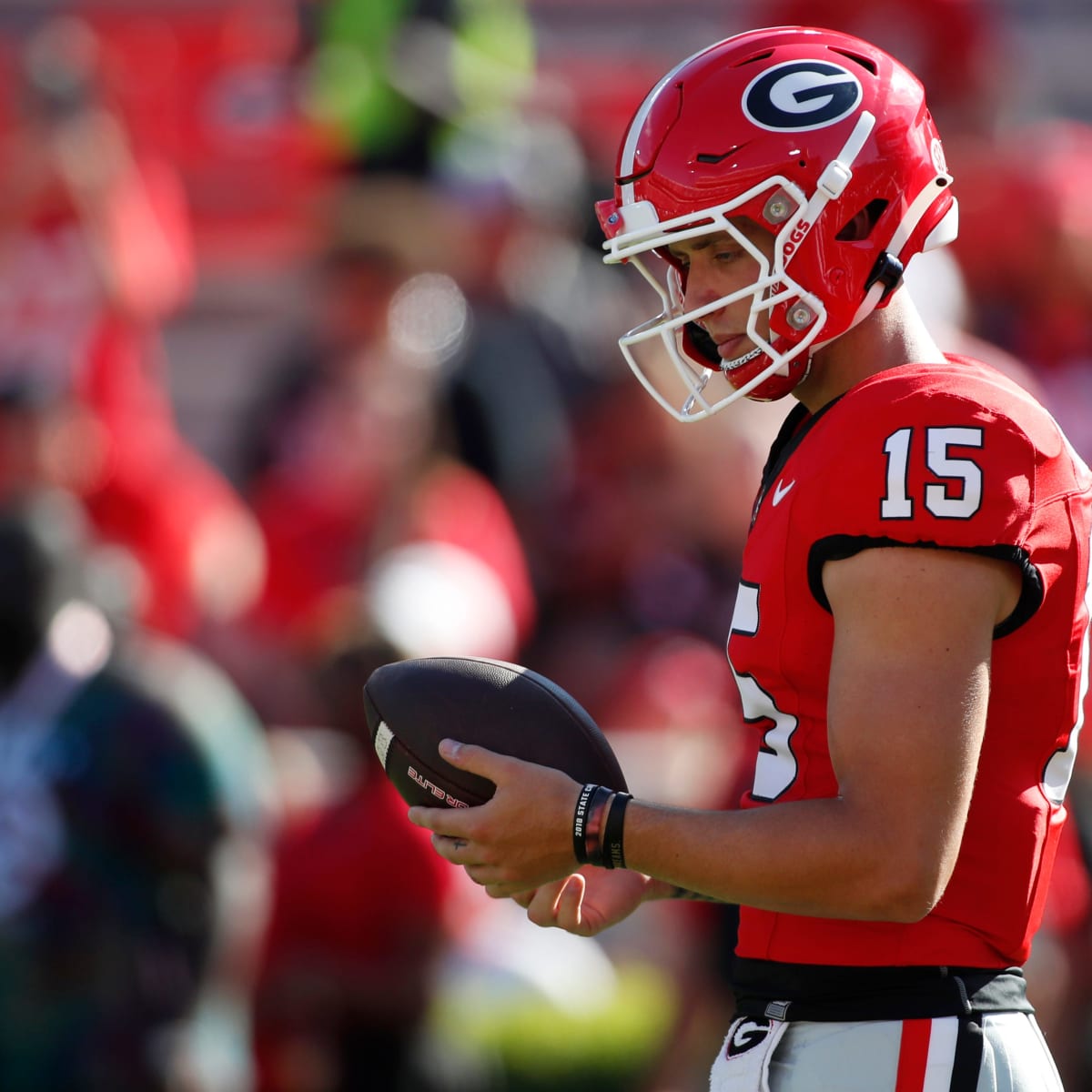 Georgia fans boo announced starting quarterback