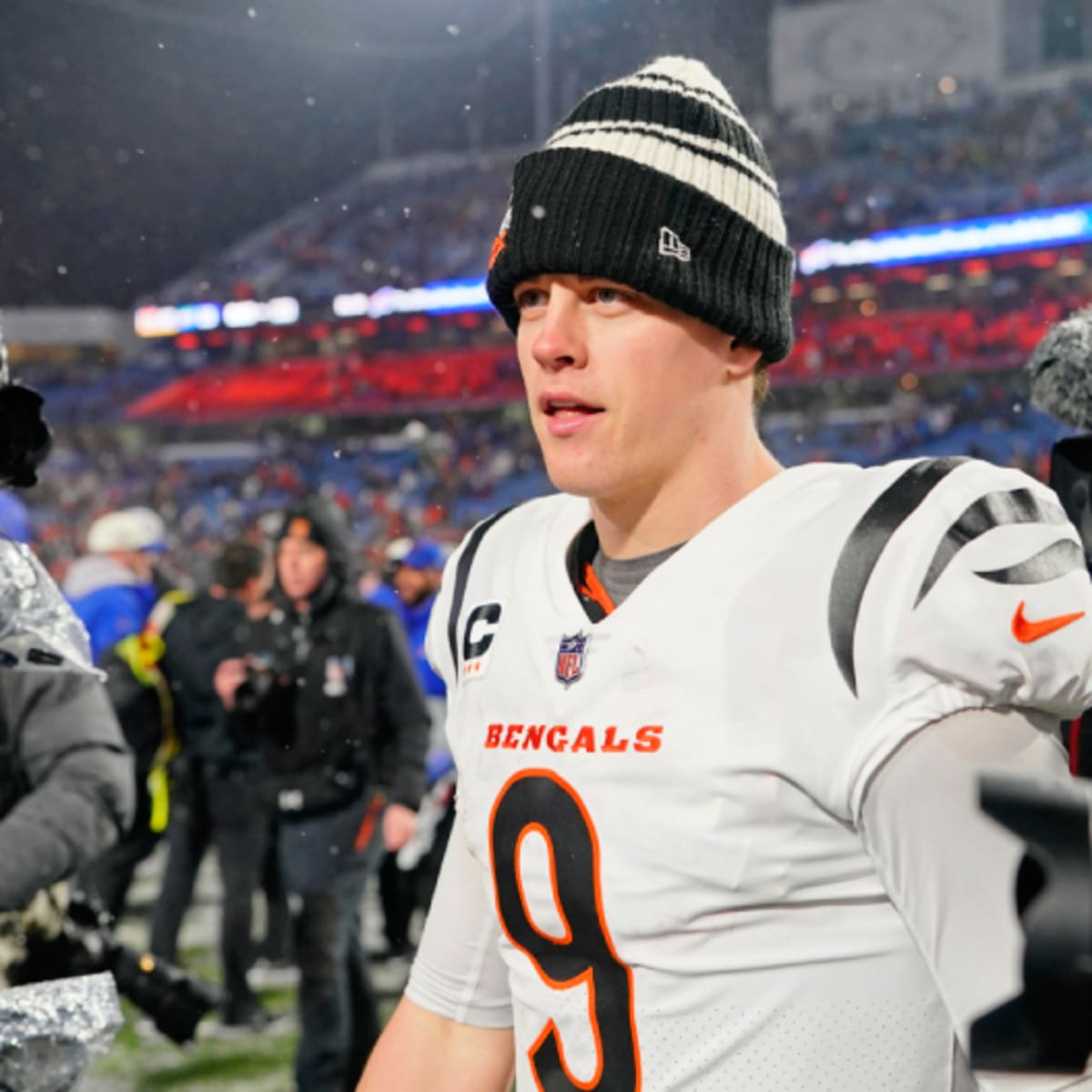 Cincinnati Bengals, QB Joe Burrow agree to a record-setting five