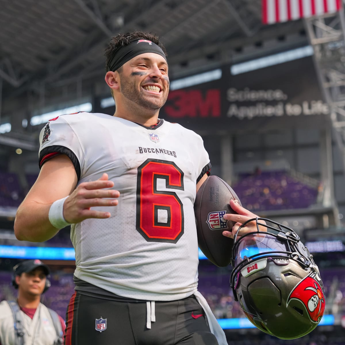 Get Your Weight Up': Baker Mayfield Has His Swagger Back in Tampa