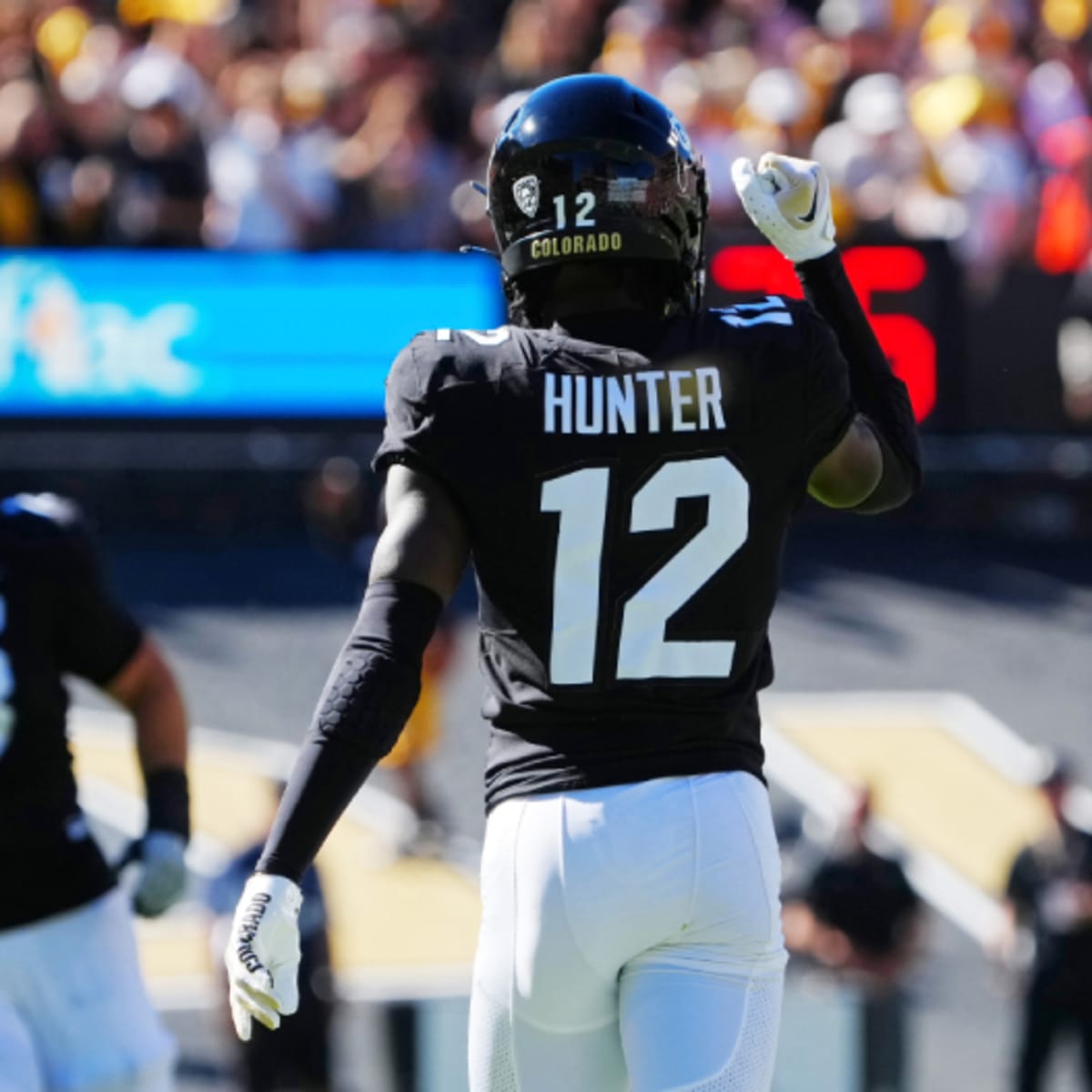 Deion Sanders responds to Travis Hunter after injured Colorado