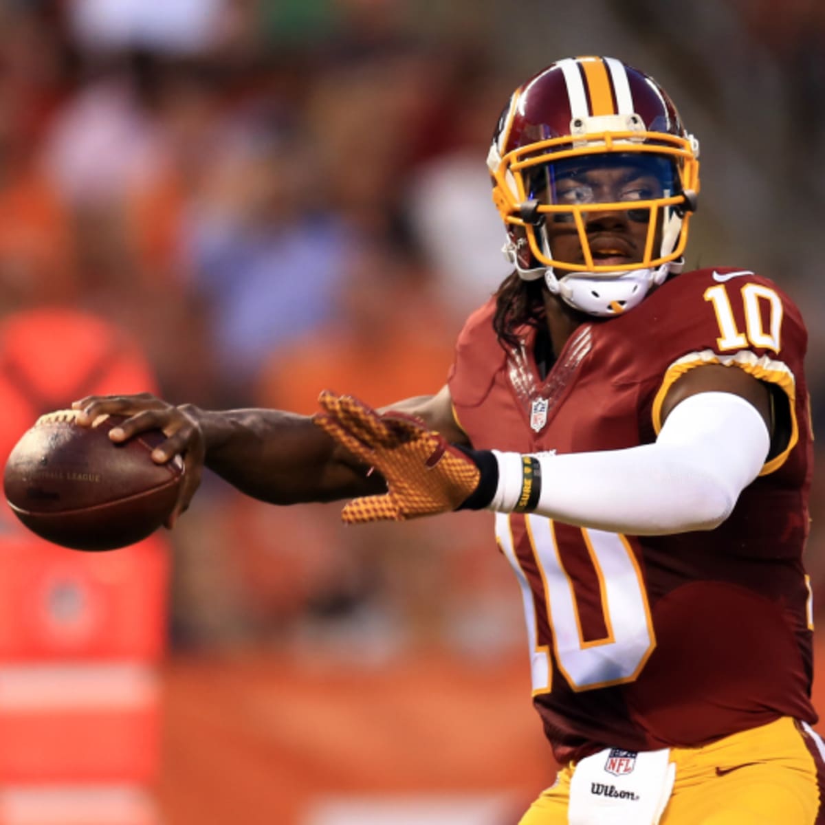 ESPN football analyst Robert Griffin III wants to play again, interested in  return to Washington