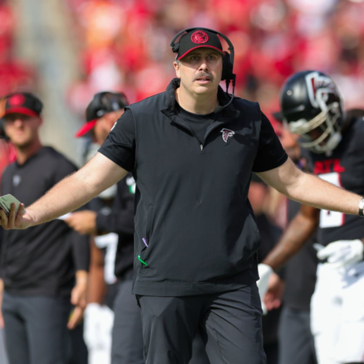 NFL's Black Monday: Falcons fire head coach Arthur Smith