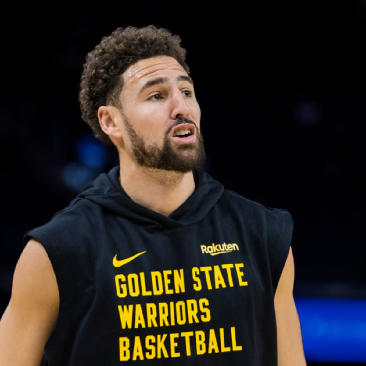 Adrian Wojnarowski Shares Shocking Detail About Klay Thompson's New Deal  with Dallas Mavericks - Athlon Sports