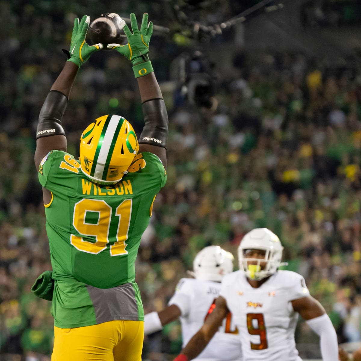 Oregon Breaks Third Quarter Drought by Making Eight the Hard Way - Athlon  Sports