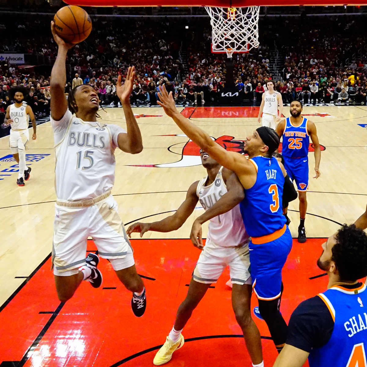 Fans All Saying the Same Thing as Exhausted Knicks Blown Out By Bulls -  Athlon Sports