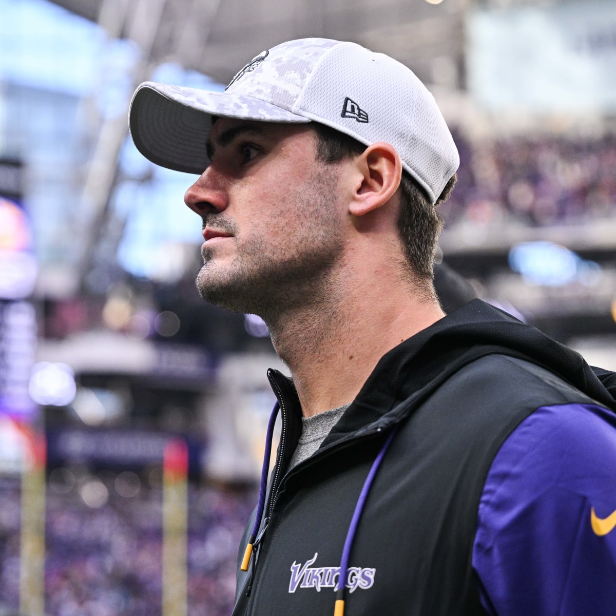 Kevin O'Connell Makes Vikings Quarterback Announcement After Daniel Jones  Move - Athlon Sports