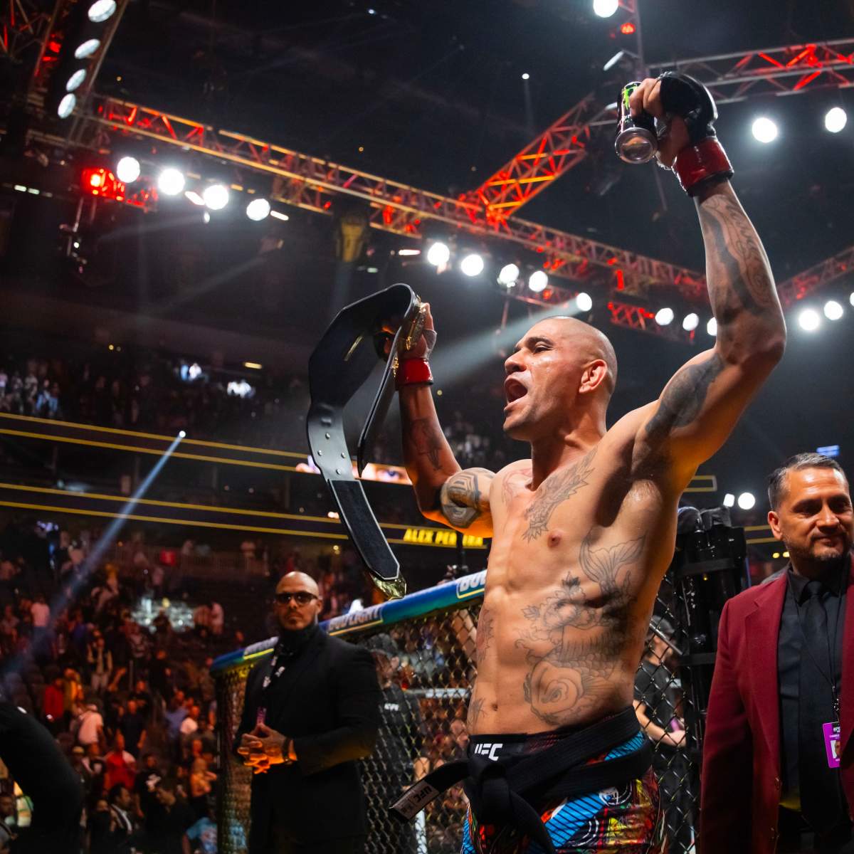 Alex Pereira’s Viral Moments Keep Fans Hooked Ahead of UFC 313