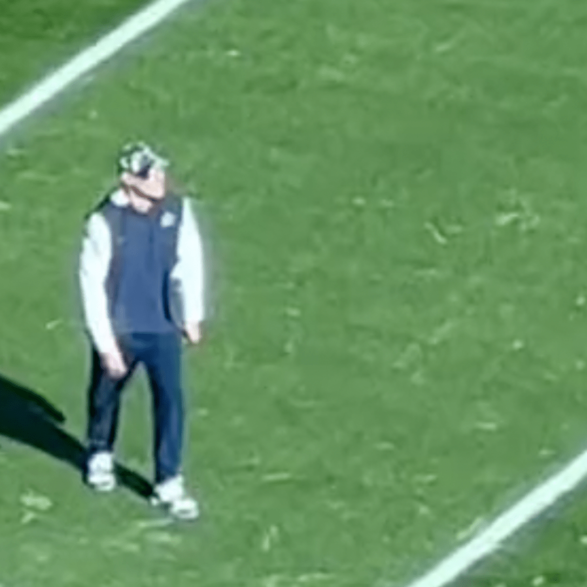 San Francisco 49ers star performs trick shots after Brett Maher kicking  embarrassment - Mirror Online