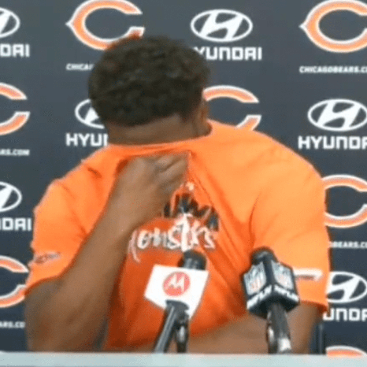 Twitter reacts to Bears trading Robert Quinn to the Eagles