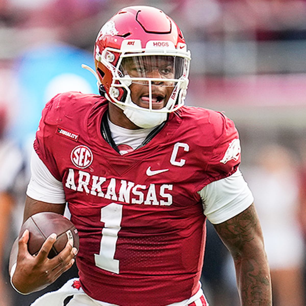 Arkansas razorbacks football players deals