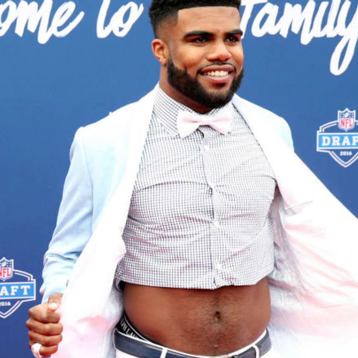 Ezekiel discount elliott outfit
