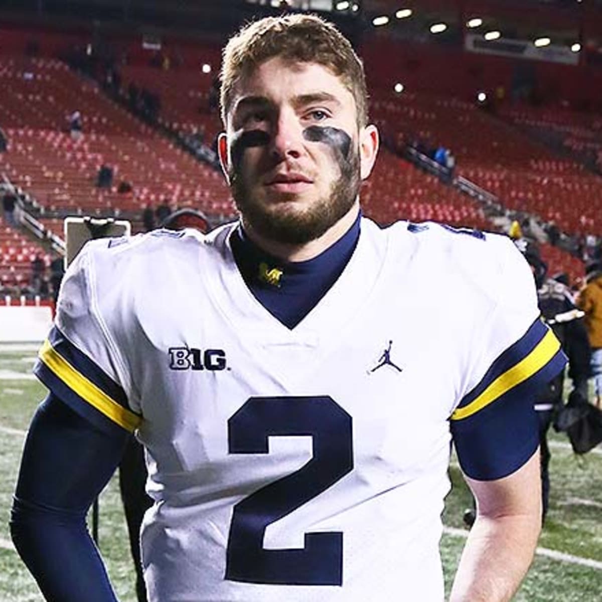 College football shop recruits