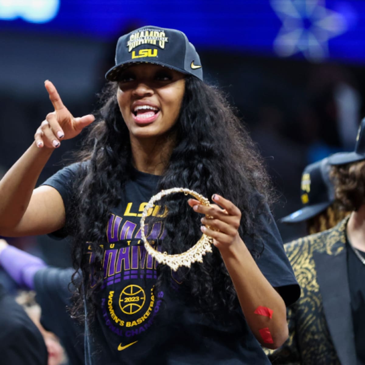 Caitlin Clark Antics Top Sellers Loughaty caitlin-clark-antics-top-sellers-loughaty