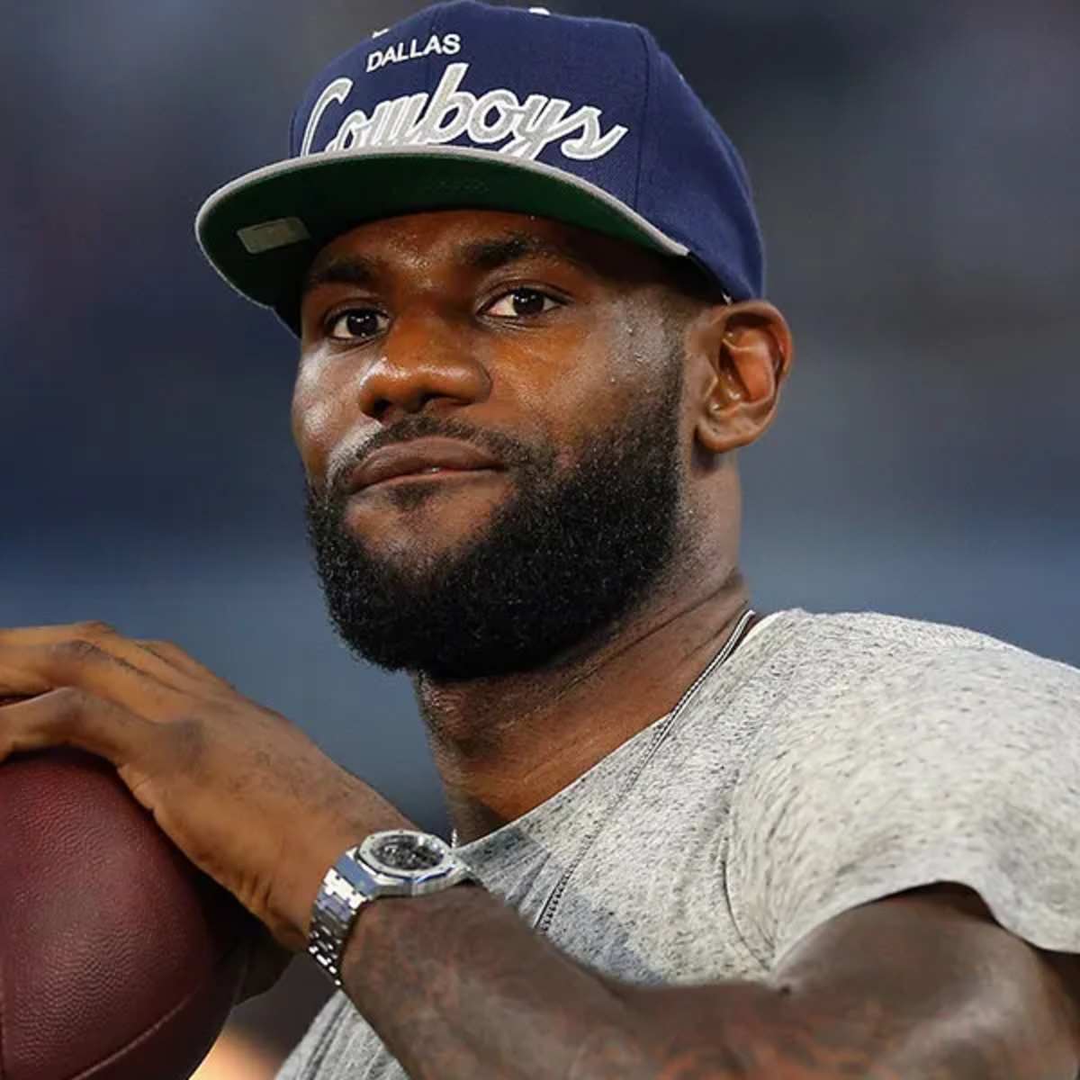 Dallas Cowboys Ex Fan LeBron James of Lakers Learns Brutal Christmas Truth from NFL Athlon Sports