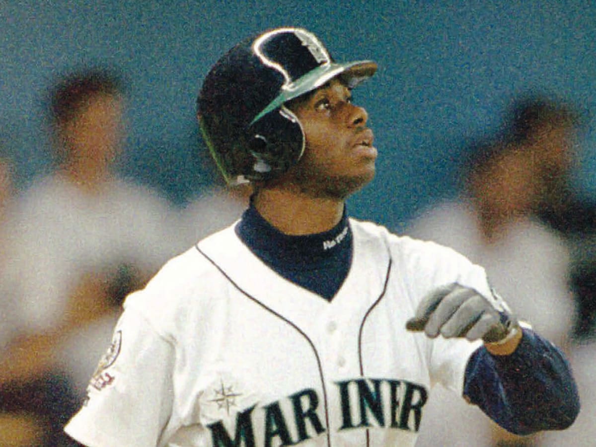 Ken Griffey Jr.: The Lost Years. Ken Griffey Jr. was elected to National…, by BuzzinTheTower