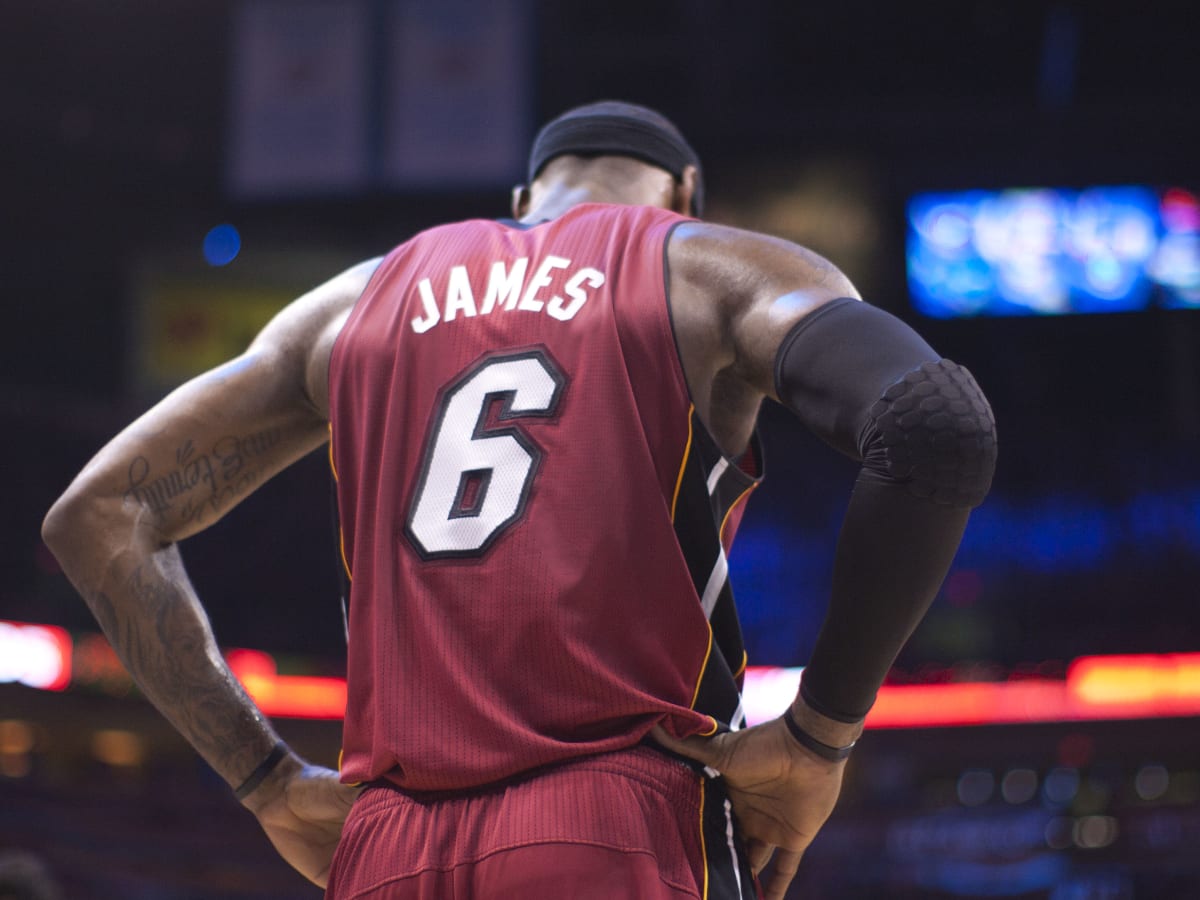LeBron James helps Miami Heat rip Nets, 101-90 