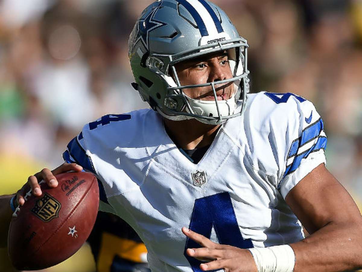 ESPN: Dak Prescott allegedly used machine to sign cards