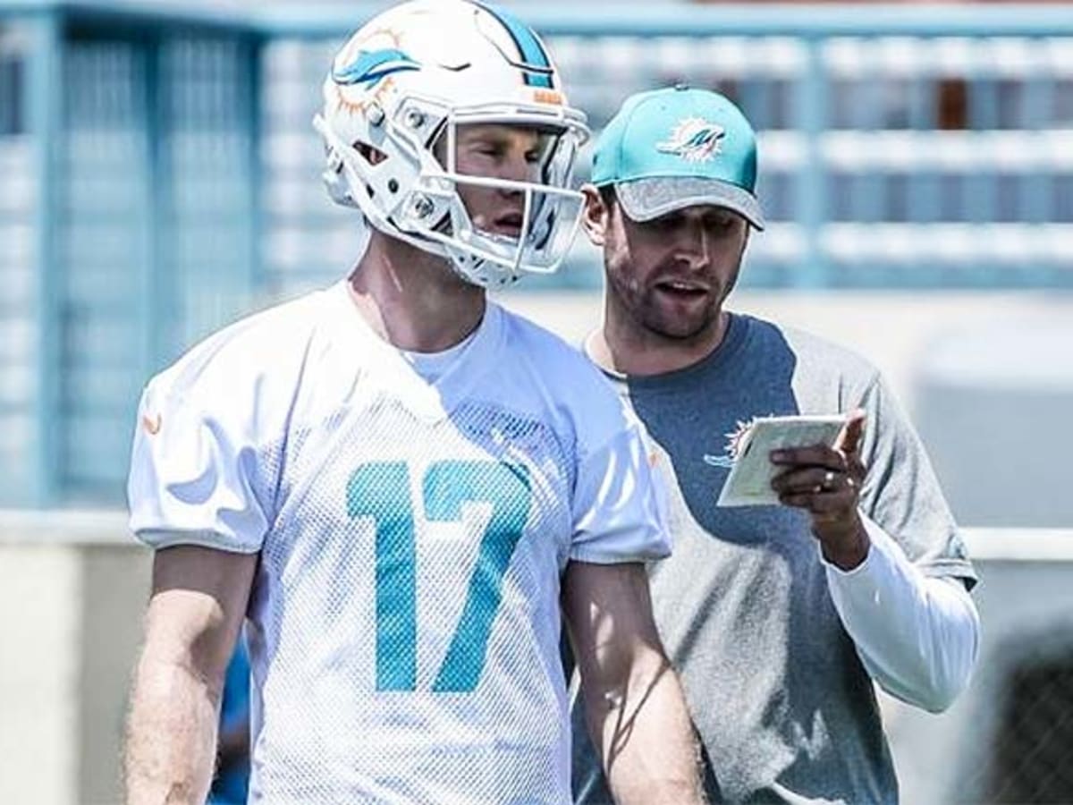 Miami Dolphins: Adam Gase Has Secret Weapon to Open Offense Up