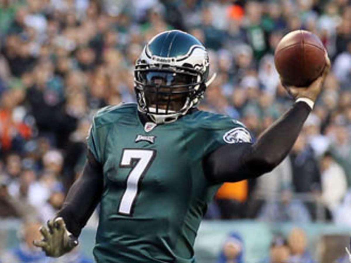 Reaction to Michael Vick signing by Philadelphia Eagles spans