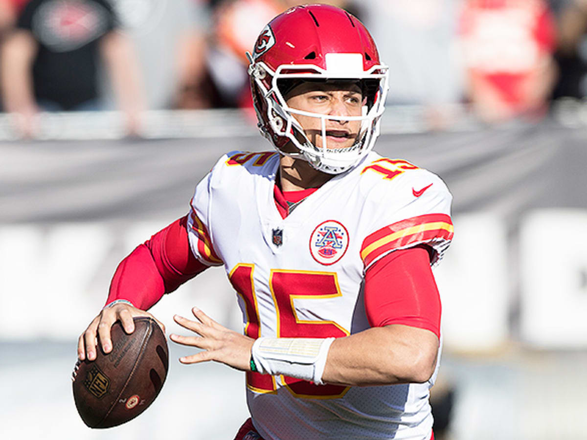 KC Chiefs News: Team favored in all but two games in 2020