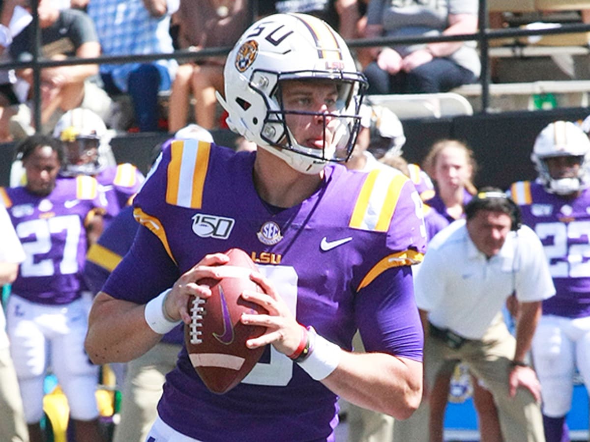 Joe Burrow, Drew Brees swap jerseys before CFB National Championship