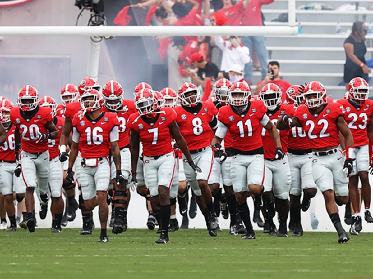 Georgia Football Bulldogs 2021 Schedule Analysis Athlonsports Com Expert Predictions Picks And Previews