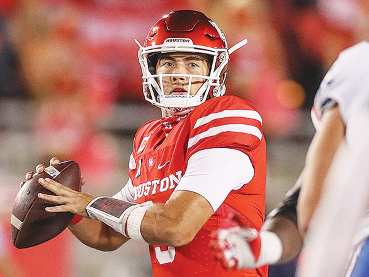 New Houston Cougars Get Oilers-themed Uniforms ahead of UTSA for