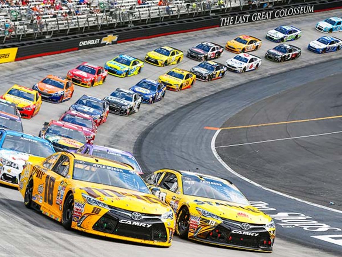 NASCAR Fantasy Picks: Best Bristol Motor Speedway Drivers for DraftKings 