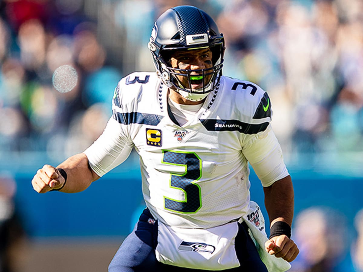 Russell Wilson Called Out For “Lack Of Focus” By Head Coach –