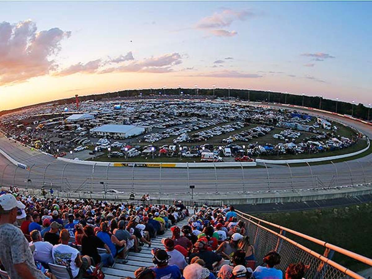 Goodyear 400 at Darlington Raceway Best Bets and DFS Picks