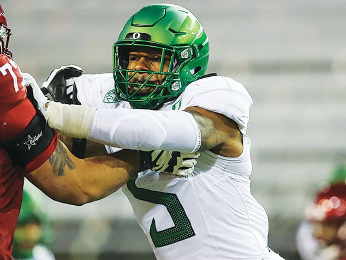 Oregon Ducks' Penei Sewell, Jevon Holland and Kayvon Thibodeaux