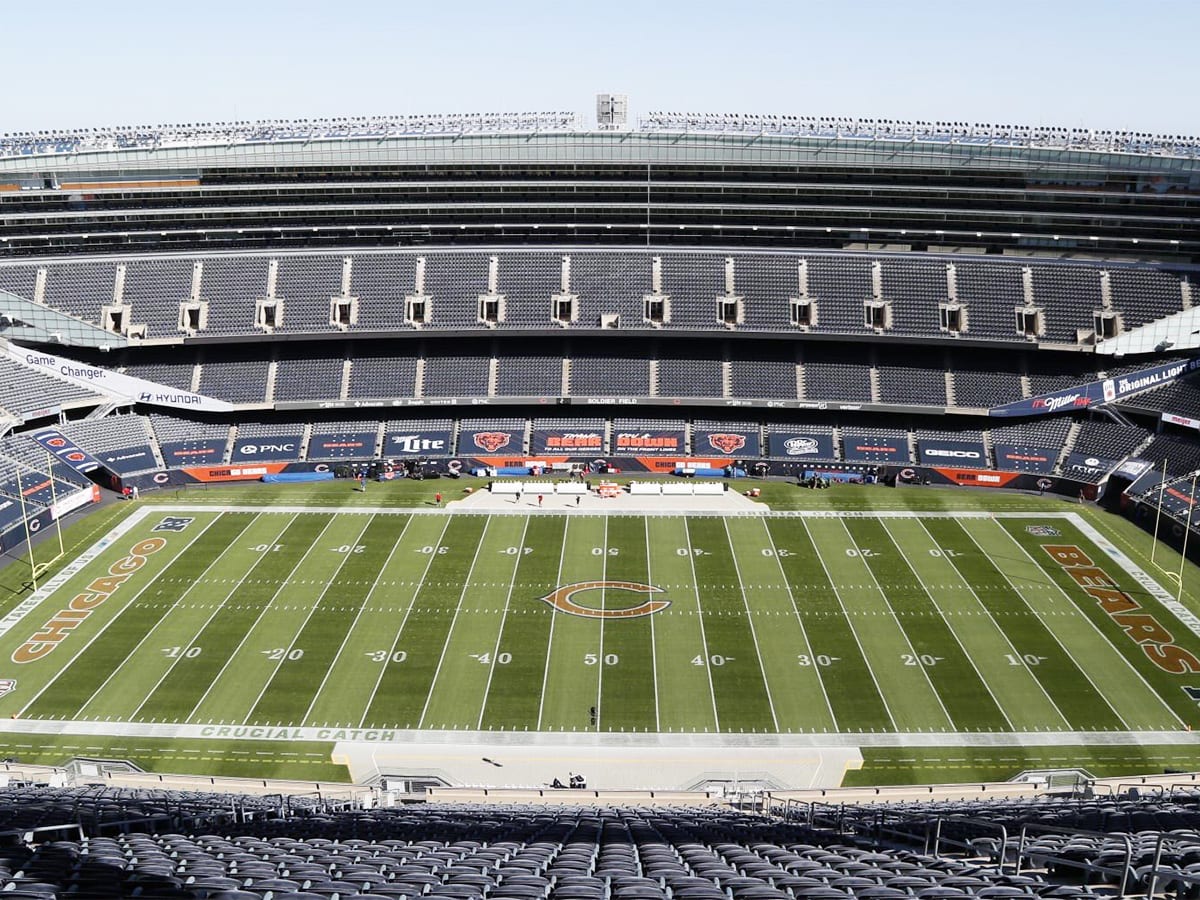 Soldier Field turf conditions are so terrible Bears players are