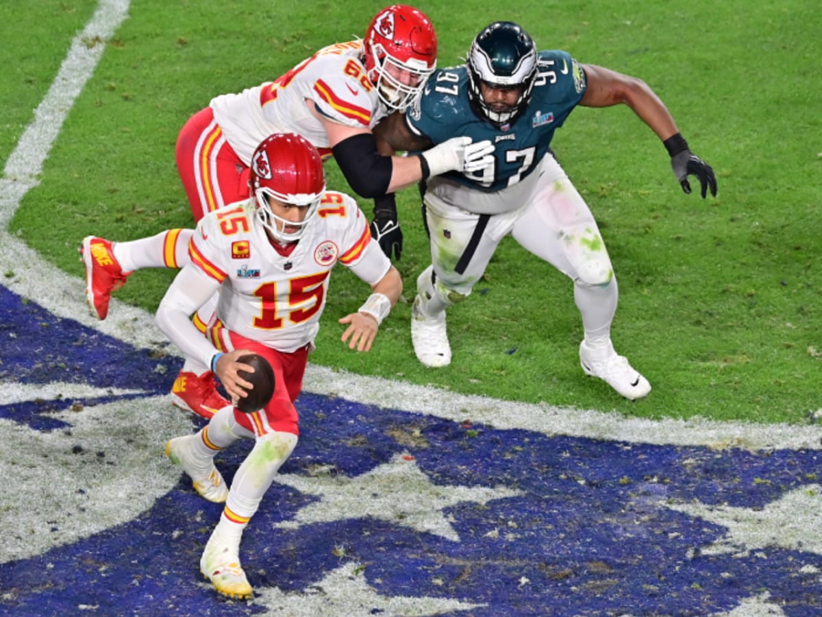 Eagles defense gets its turn to shine, as Philly shuts down