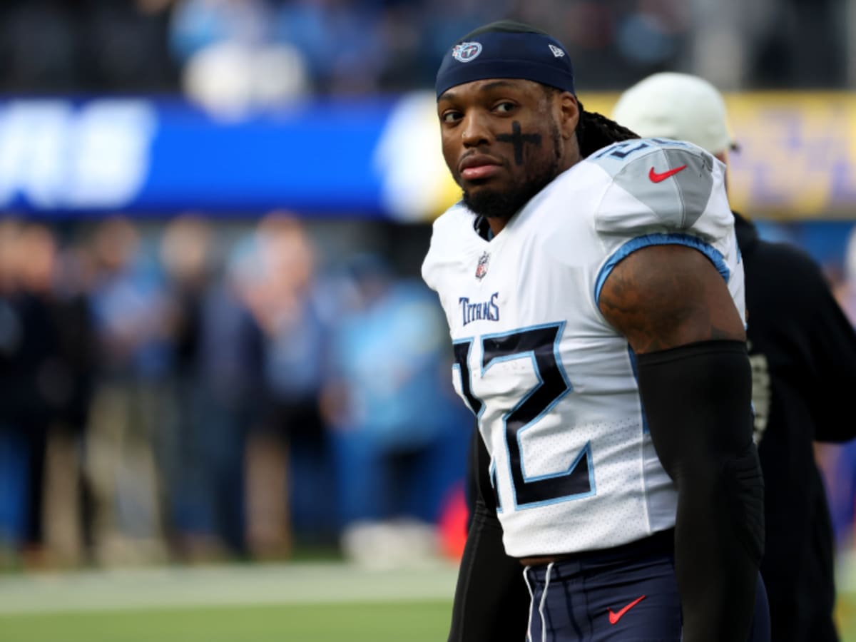 What does Derrick Henry say during an NFL game? 