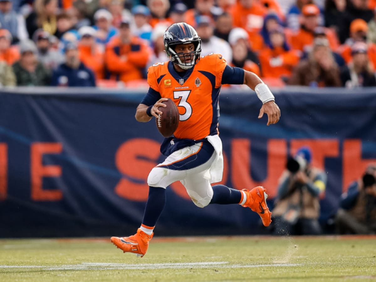 Five observations: Broncos lose preseason opener, but Russell Wilson looks  sharp - The Athletic