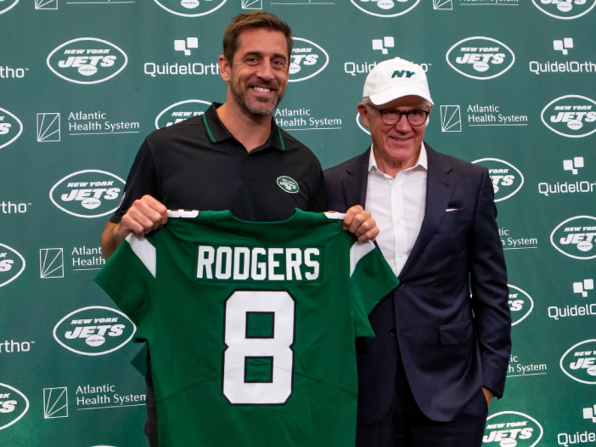 Aaron Rodgers Accepts Discount as New York Jets Push for Super Bowl