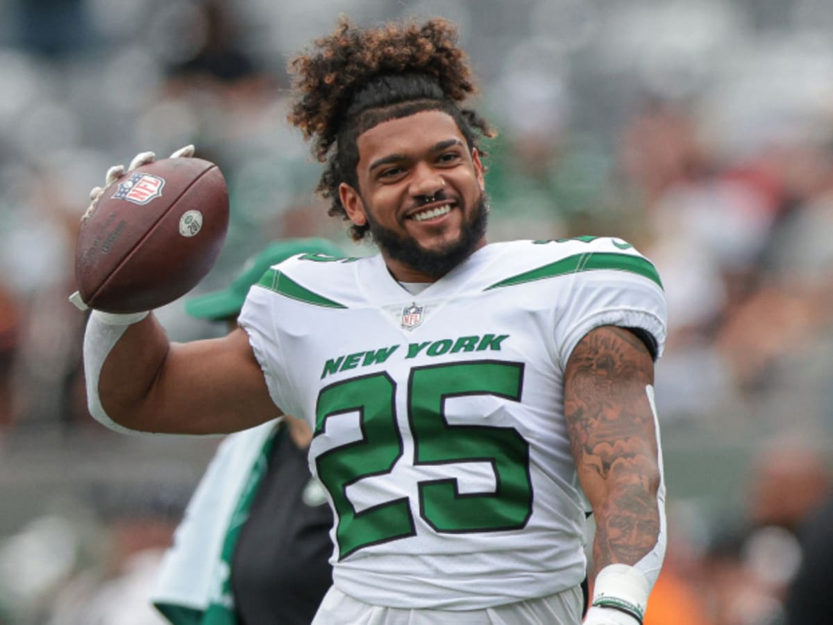 New York Jets running back Ty Johnson (25) looks on against the