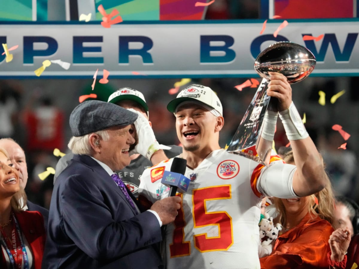Chiefs unveil new Super Bowl rings